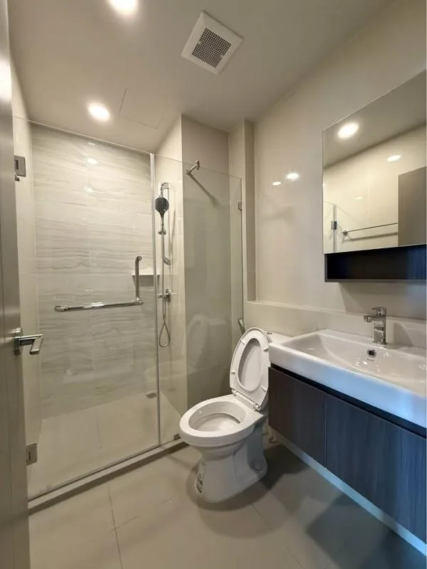 Property photos for Aspire Onnut Station