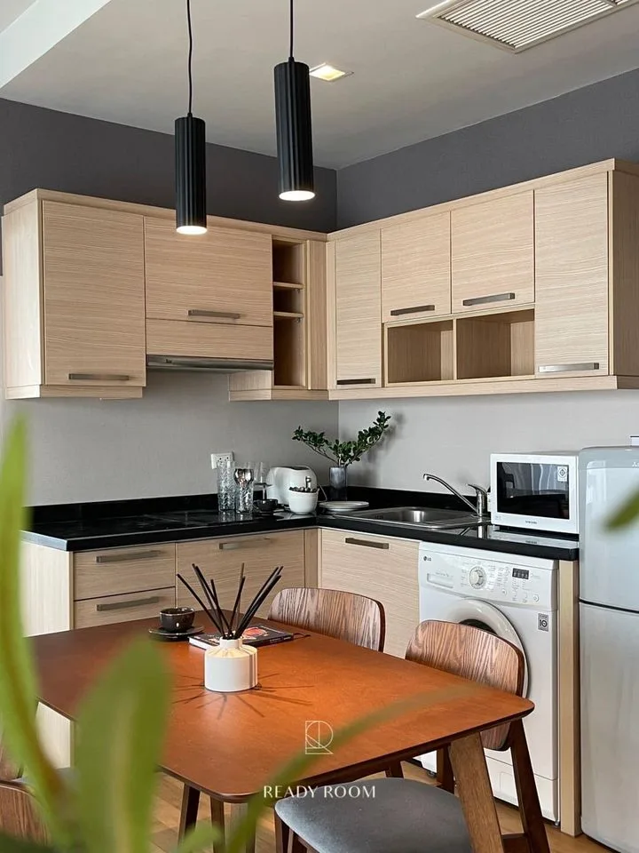Property photos for Noble Reveal