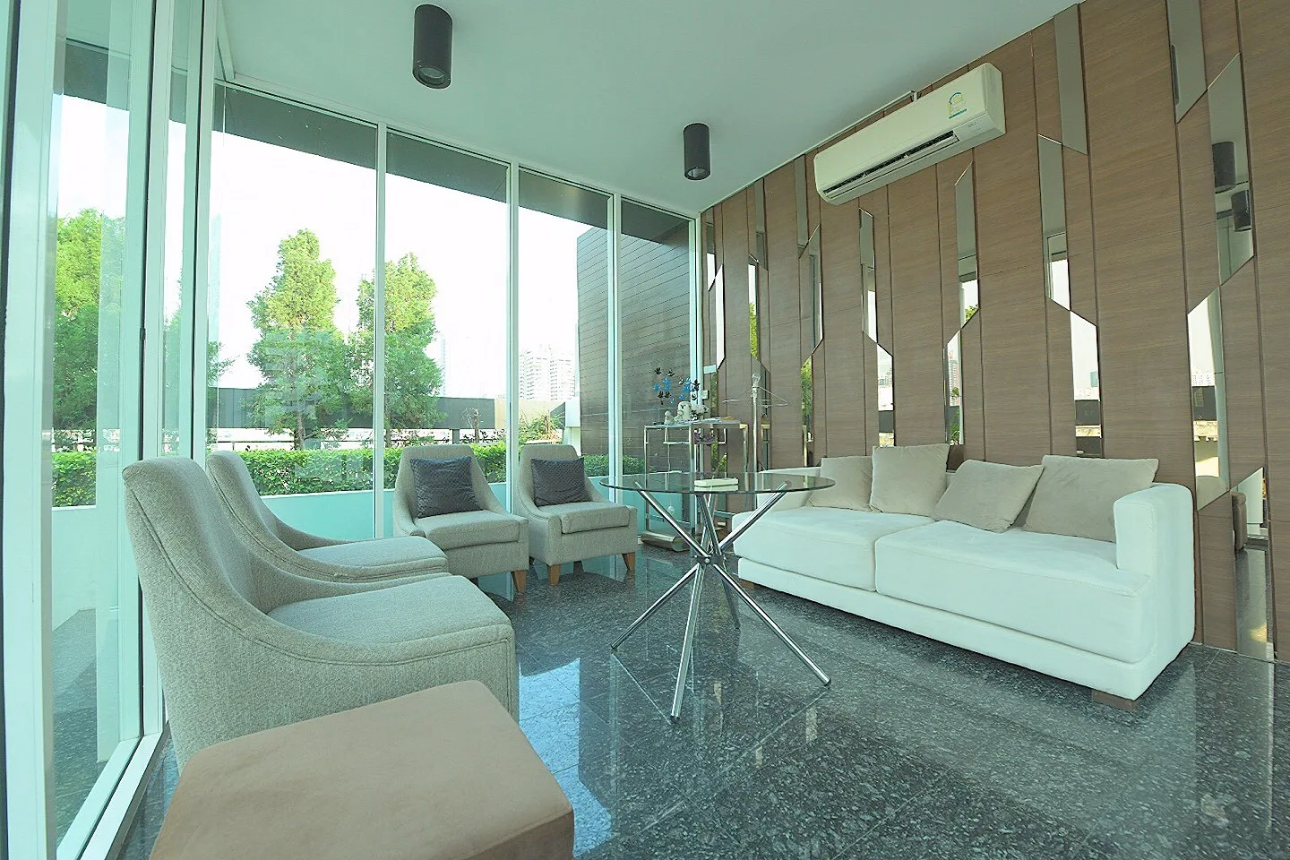 Property photos for InterLux Premier Sukhumvit 13