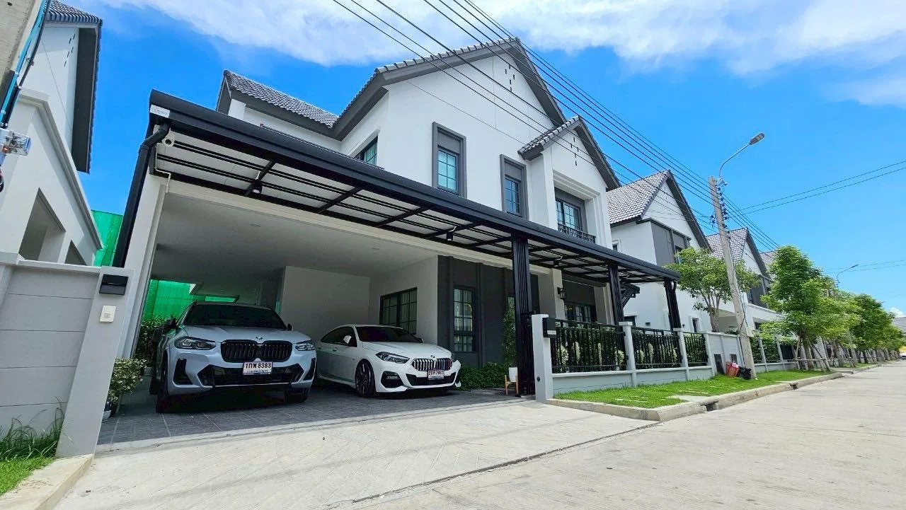 Property photos for Centro Bangna - Km.7