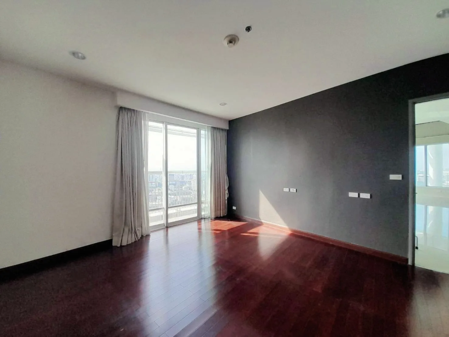 Property photos for Baan Rajprasong