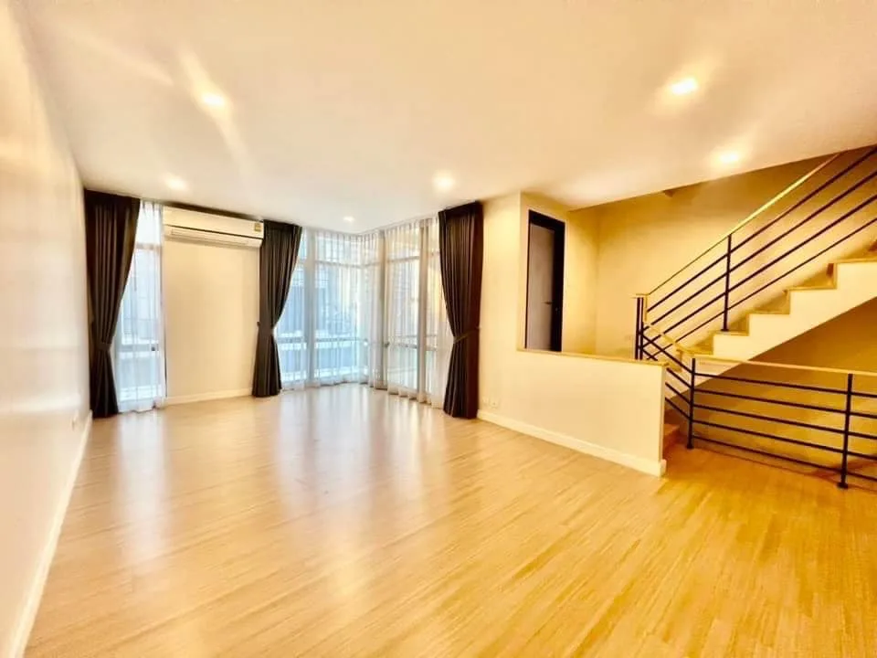 Property photos for Plex Bangna