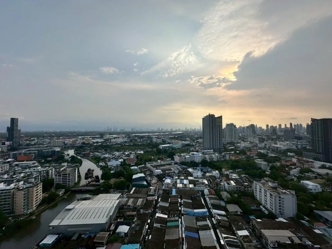 Property photos for Aspire Sukhumvit 48