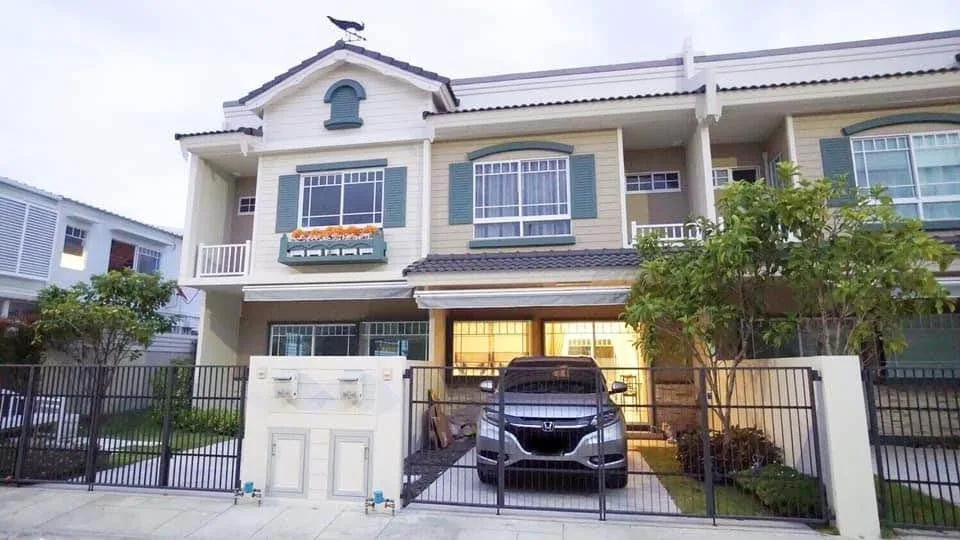 Property photos for Indy Bangna Km.7 (2)