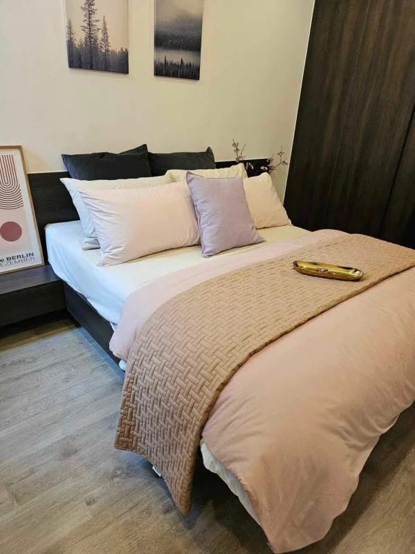 Property photos for 168 Sukhumvit 36