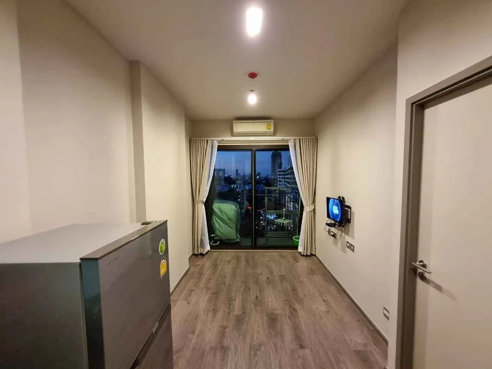 Property photos for Whizdom Avenue Ratchada - Ladprao