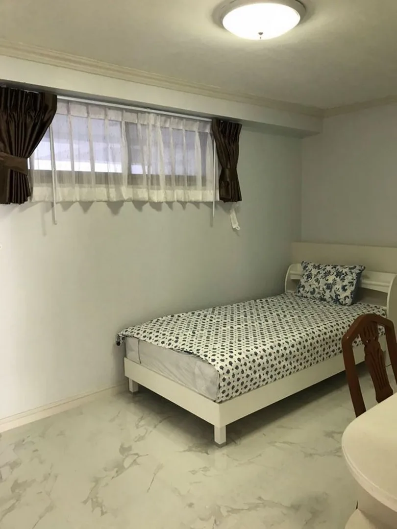 Property photos for Royal Castle