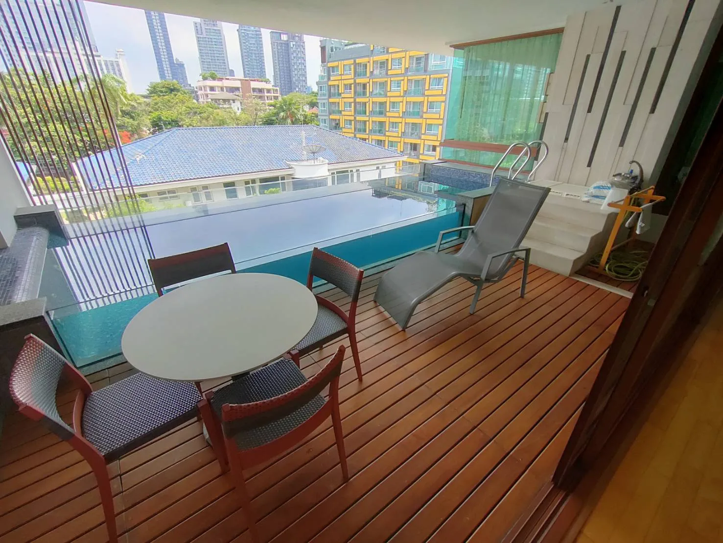 Property photos for The Marvel Residence Thonglor 5
