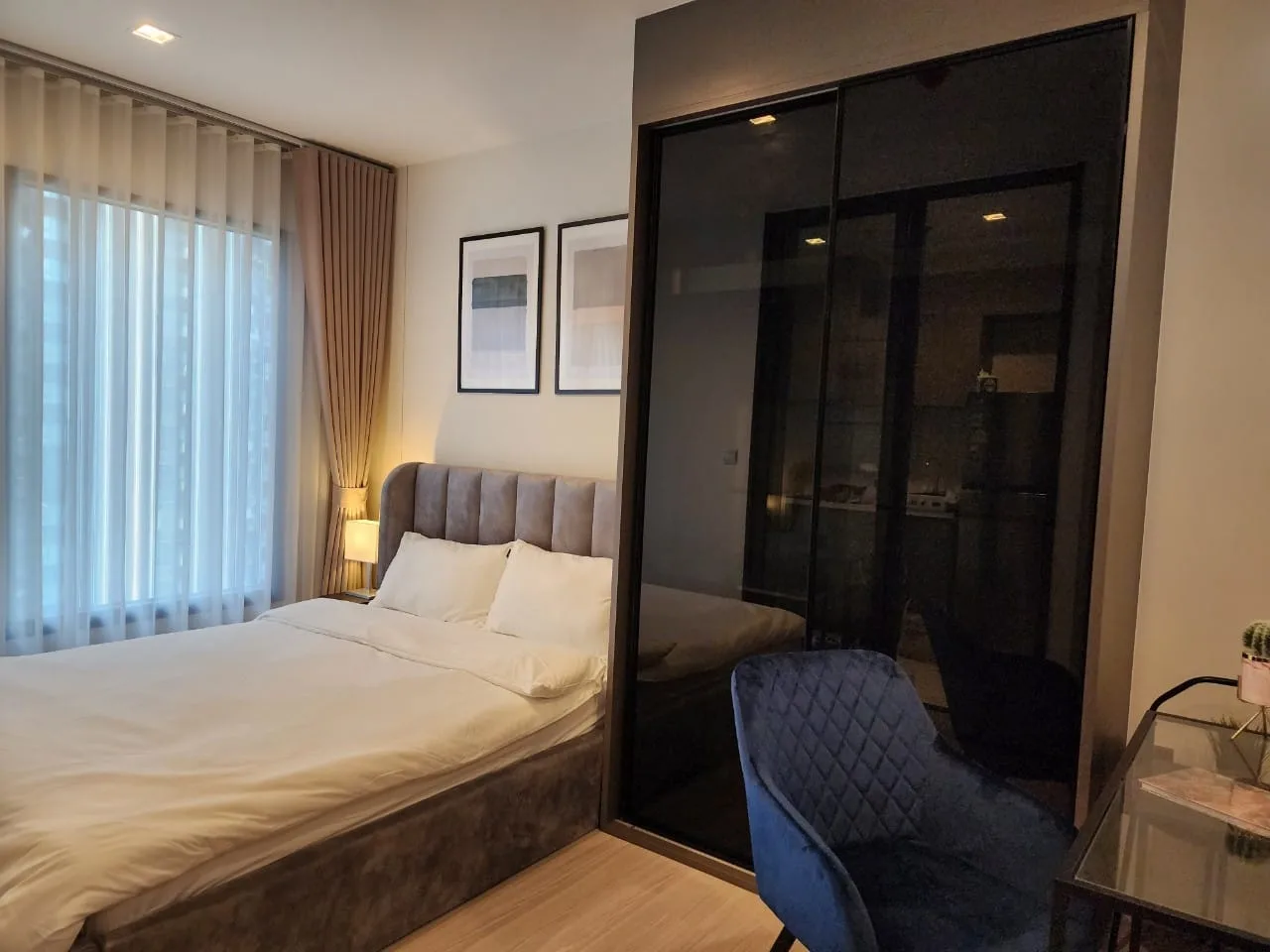 Property photos for Life Asoke Hype