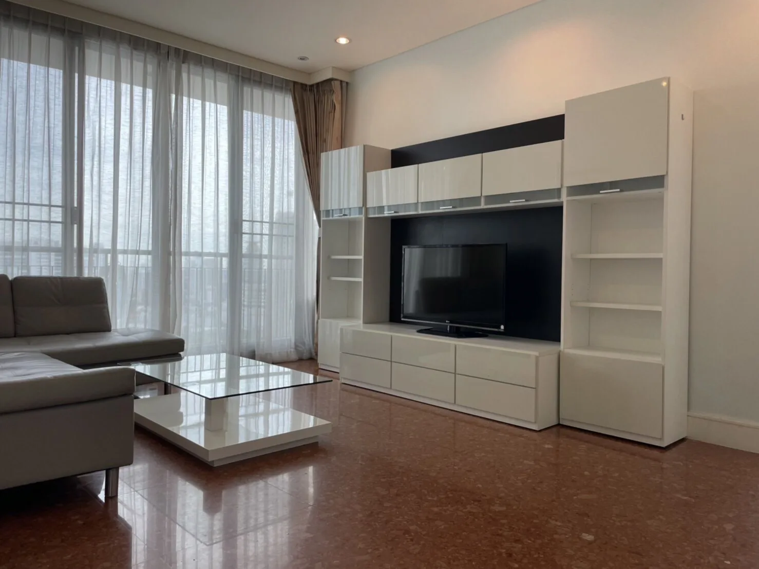 Property photos for Aguston Sukhumvit 22