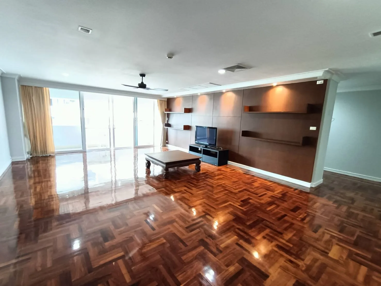 Property photos for Sachayan Court