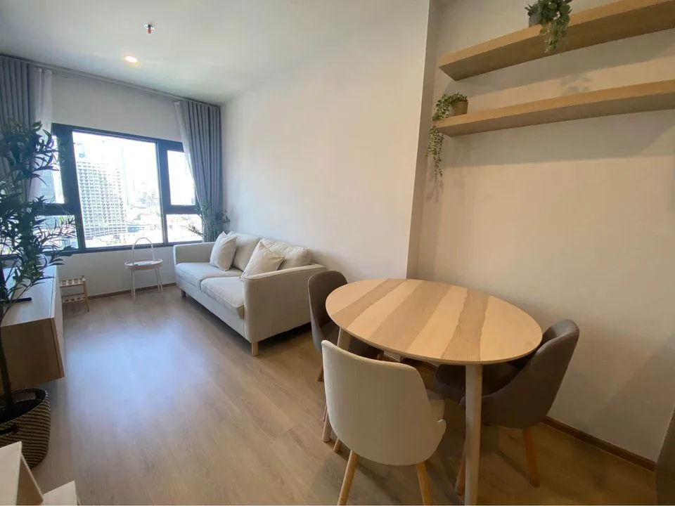 Property photos for Life Rama 4 - Asoke