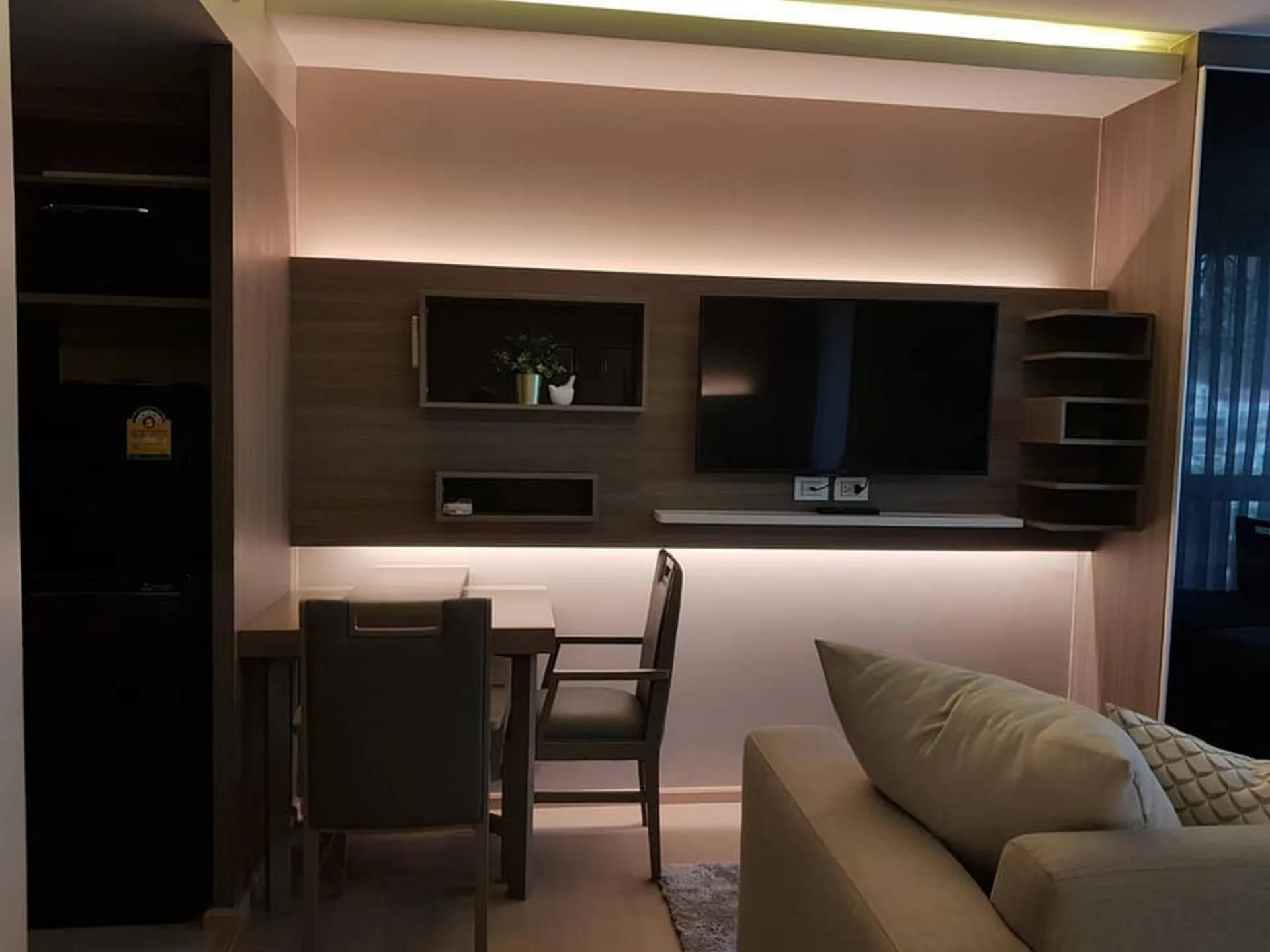 Property photos for Urbitia Thong Lo