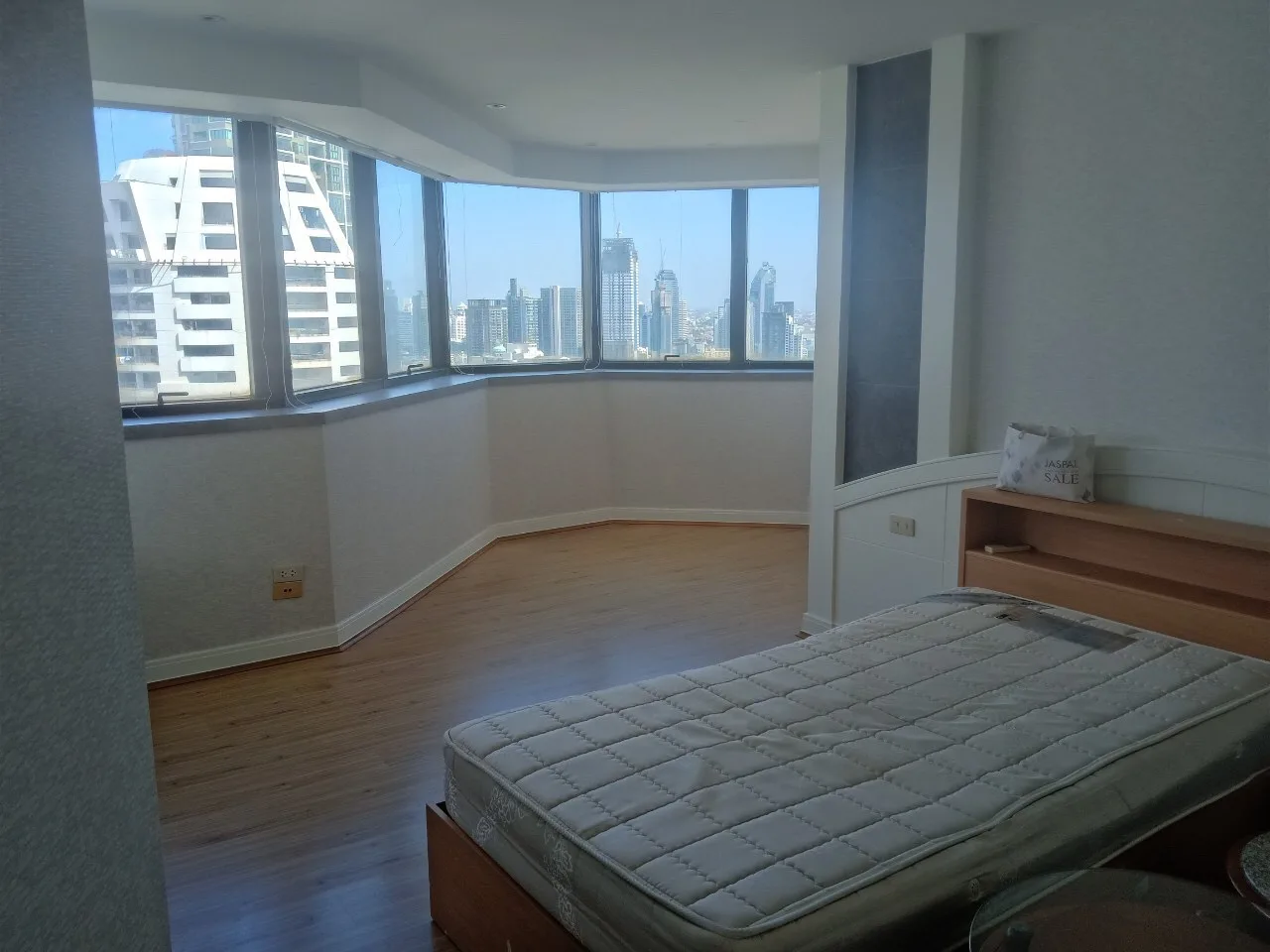 Property photos for President Park Sukhumvit 24