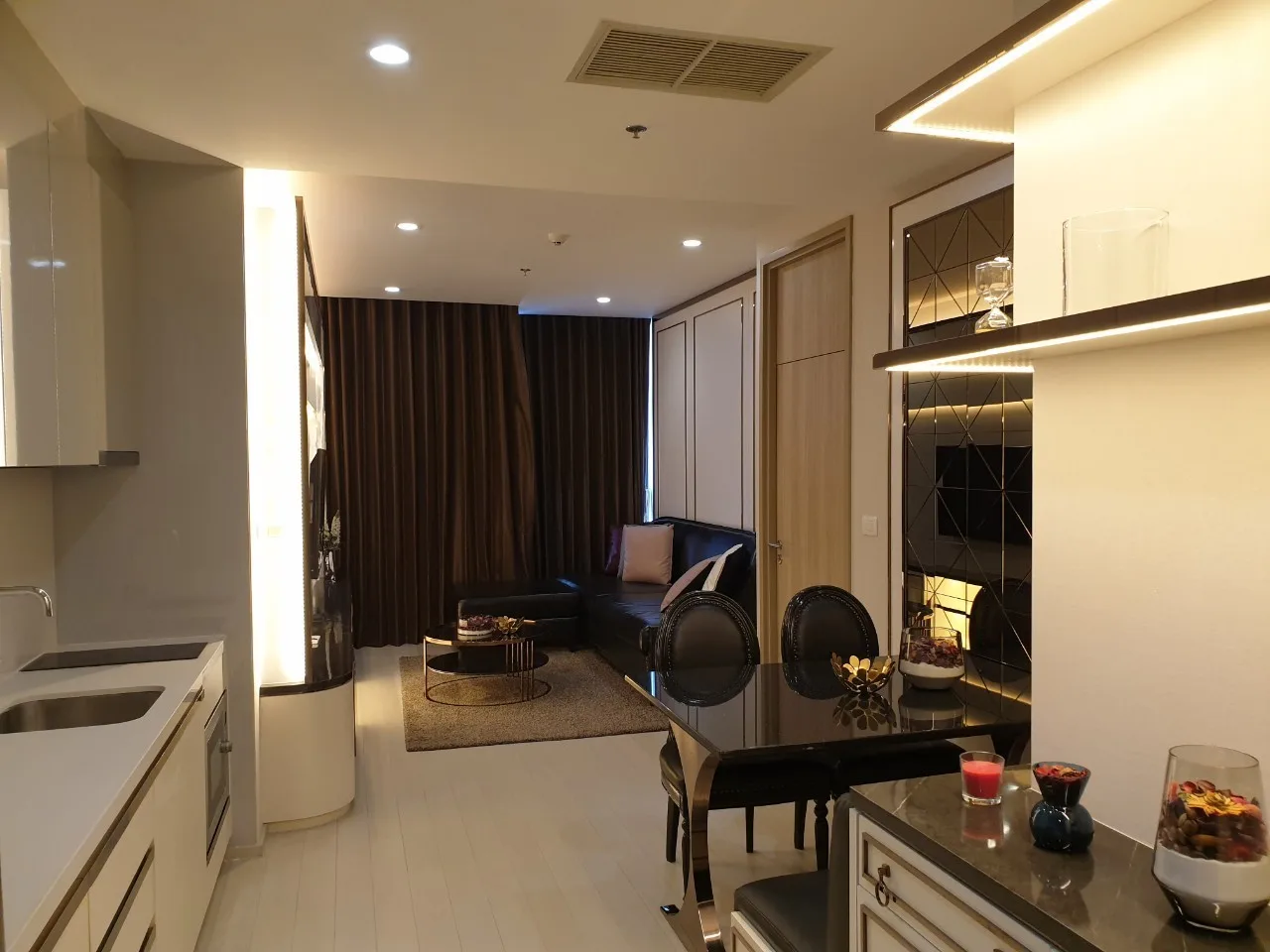 Property photos for Noble Ploenchit