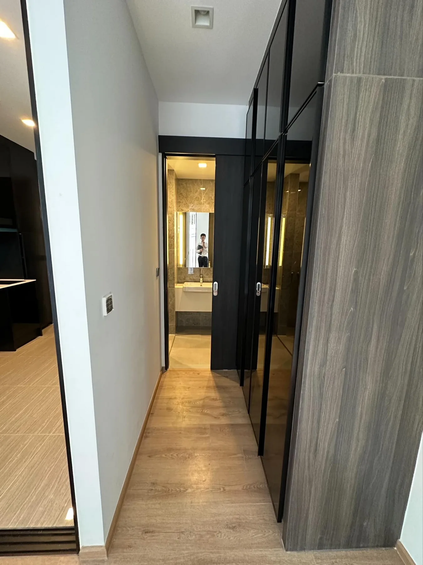 Property photos for Noble Around Ari
