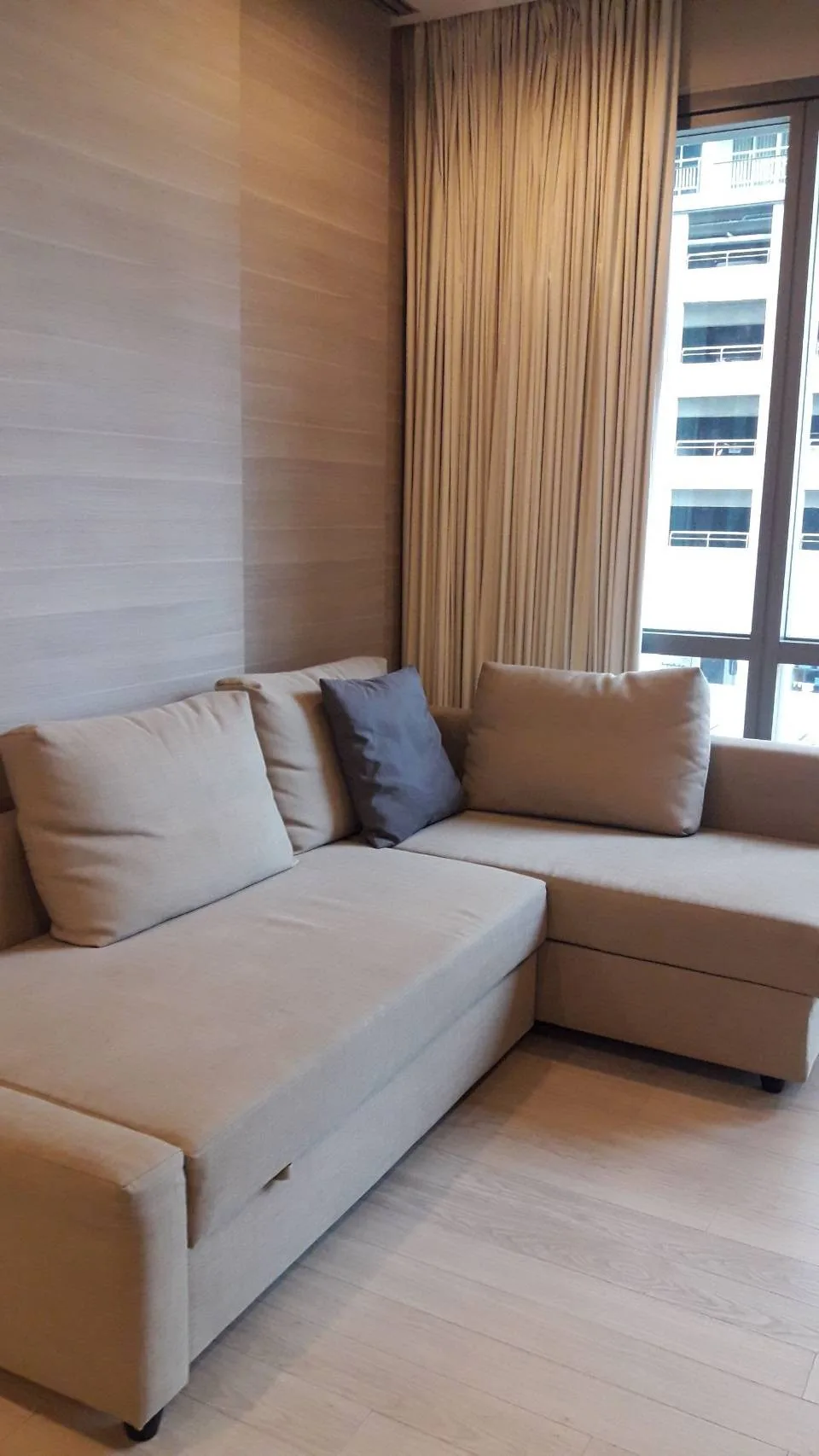 Property photos for The Room Sukhumvit 21