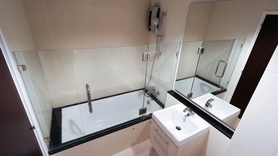Property photos for Knightsbridge Bearing