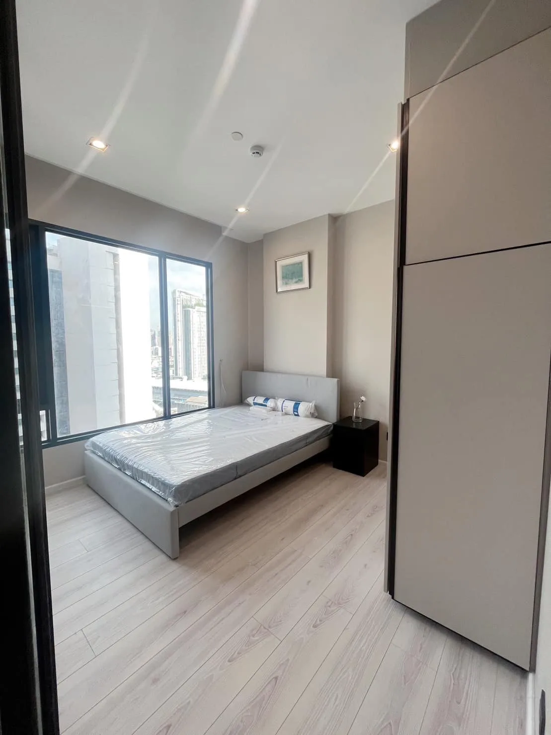 Property photos for The Room Phayathai