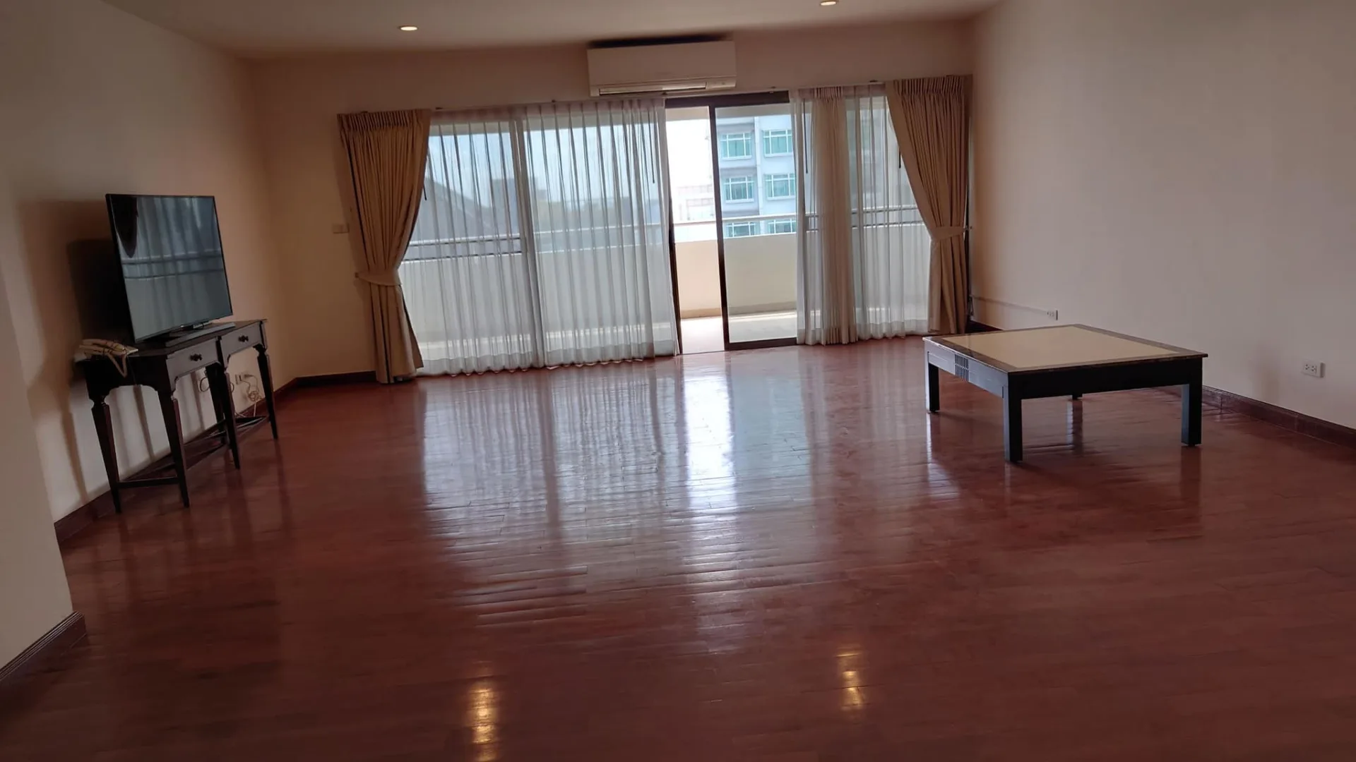 Property photos for Tower Park