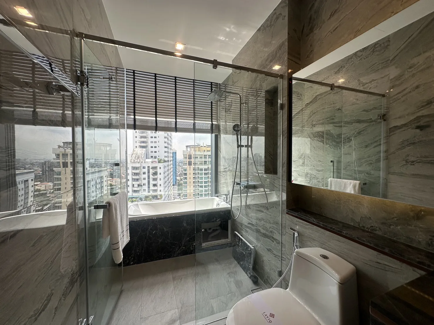 Property photos for Laviq Sukhumvit 57