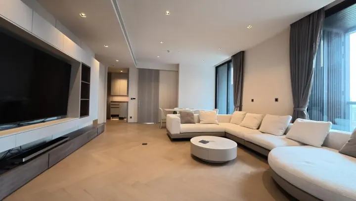 Property photos for The Reserve Sathorn