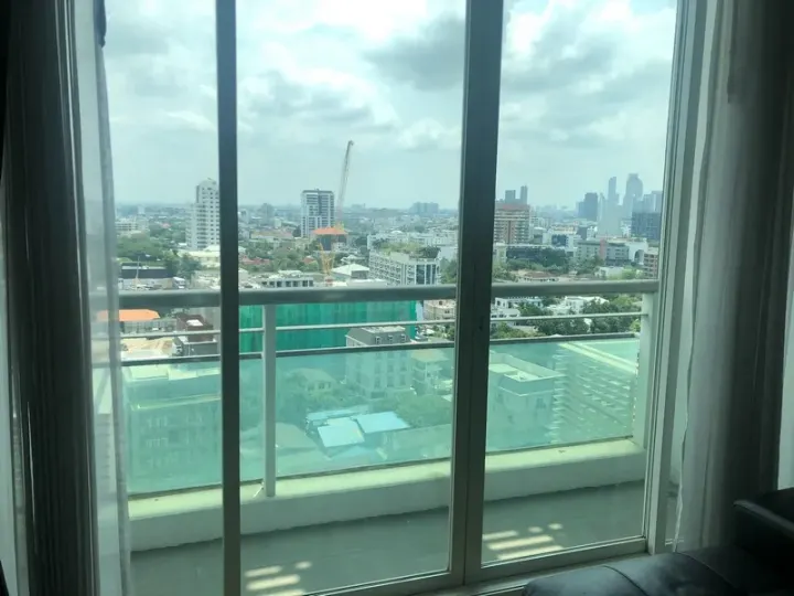 Property photos for Eight Thonglor Residence