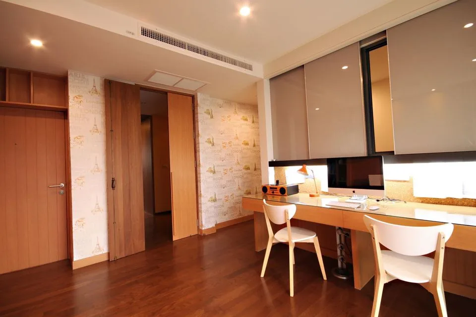Property photos for Noble Remix2