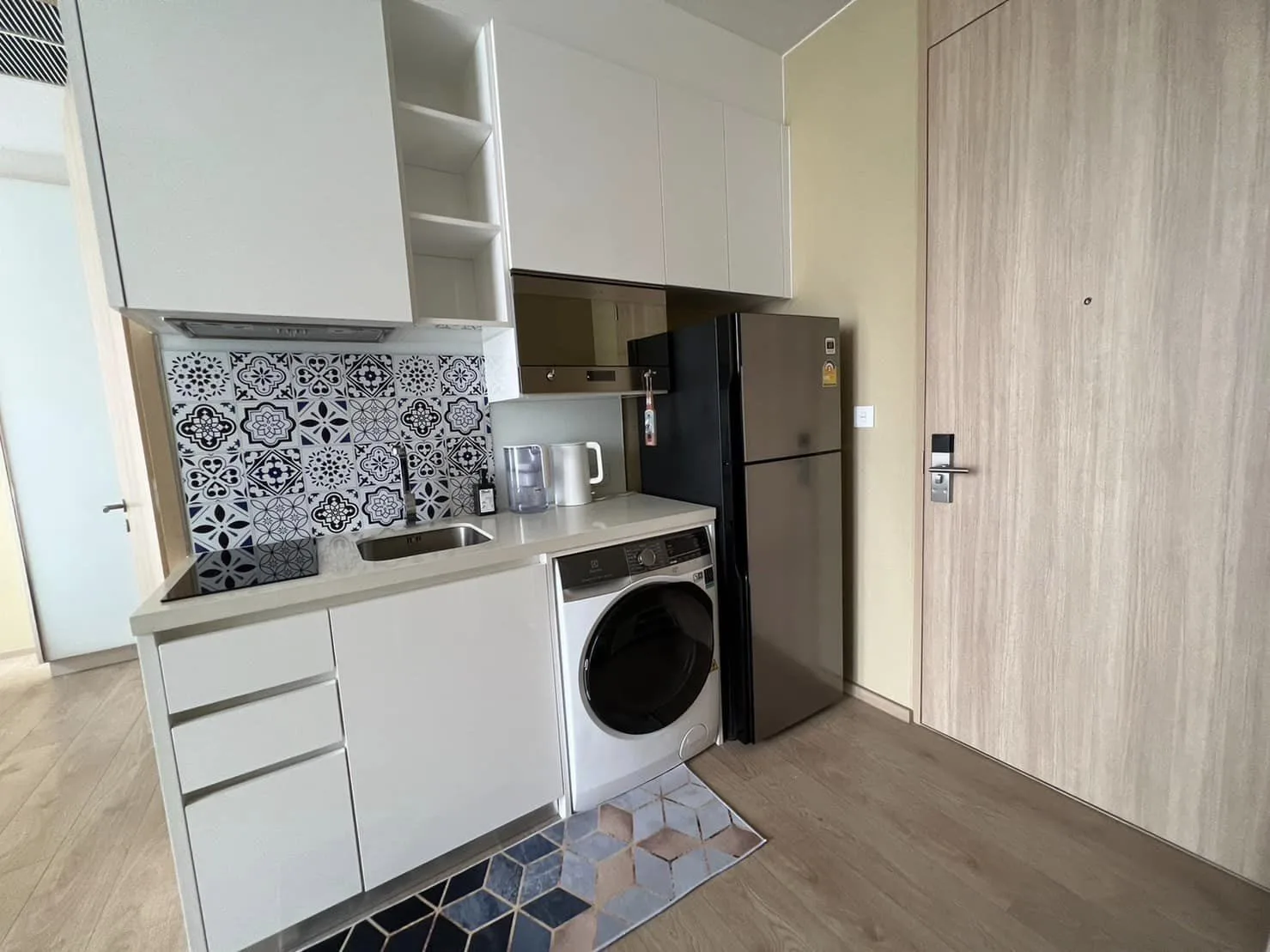Property photos for Noble BE19