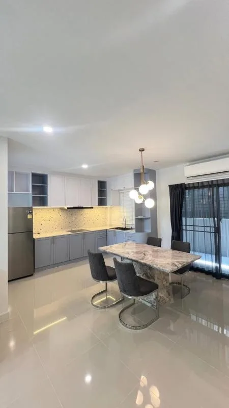 Property photos for Pleno Sukhumvit-bangna 2