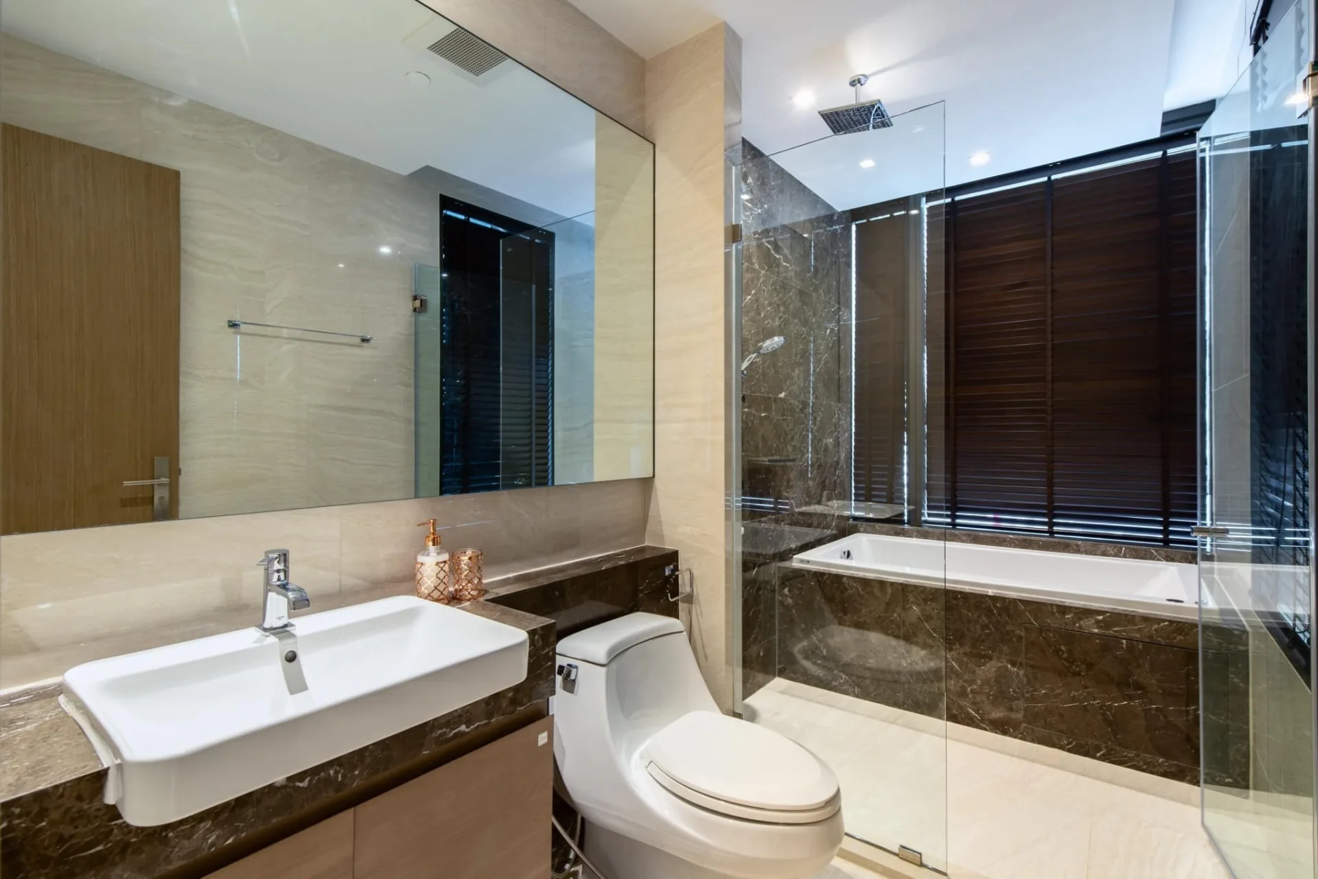 Property photos for Ashton Silom