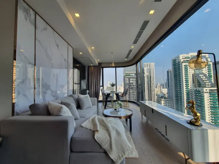 Property photos for Ashton Asoke