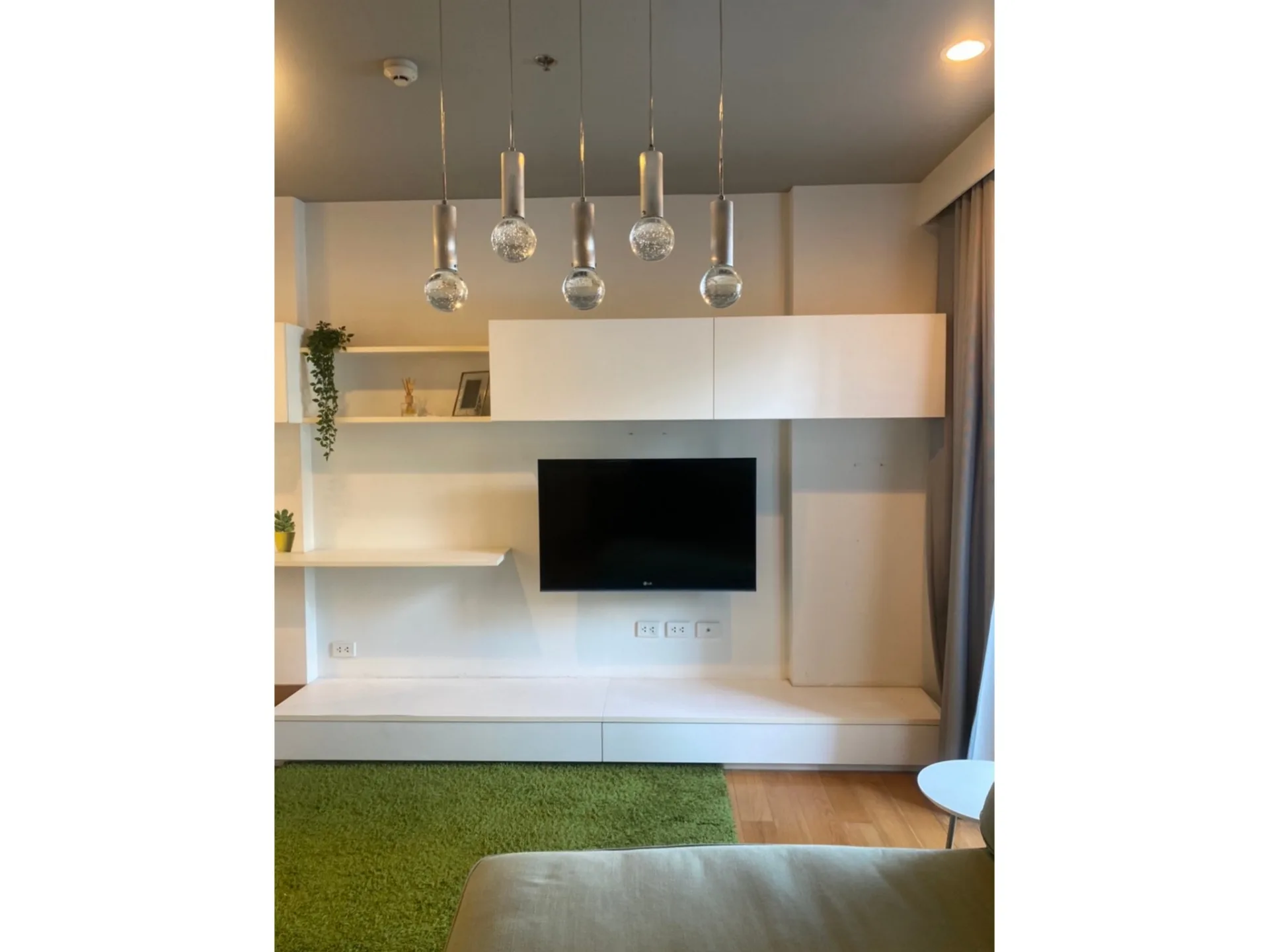 Property photos for Blocs 77