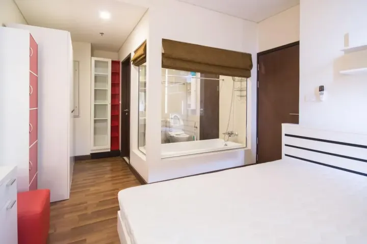 Property photos for Le Luk