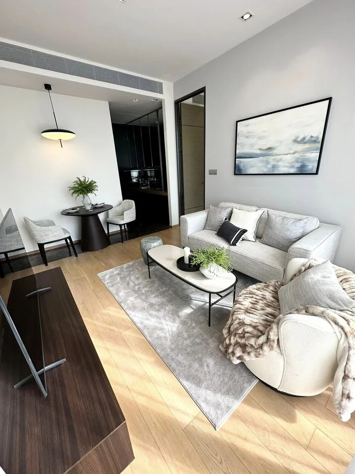 Property photos for 28 Chidlom
