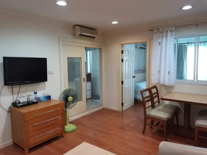 Property photos for Lumpini Suite Sukhumvit 41