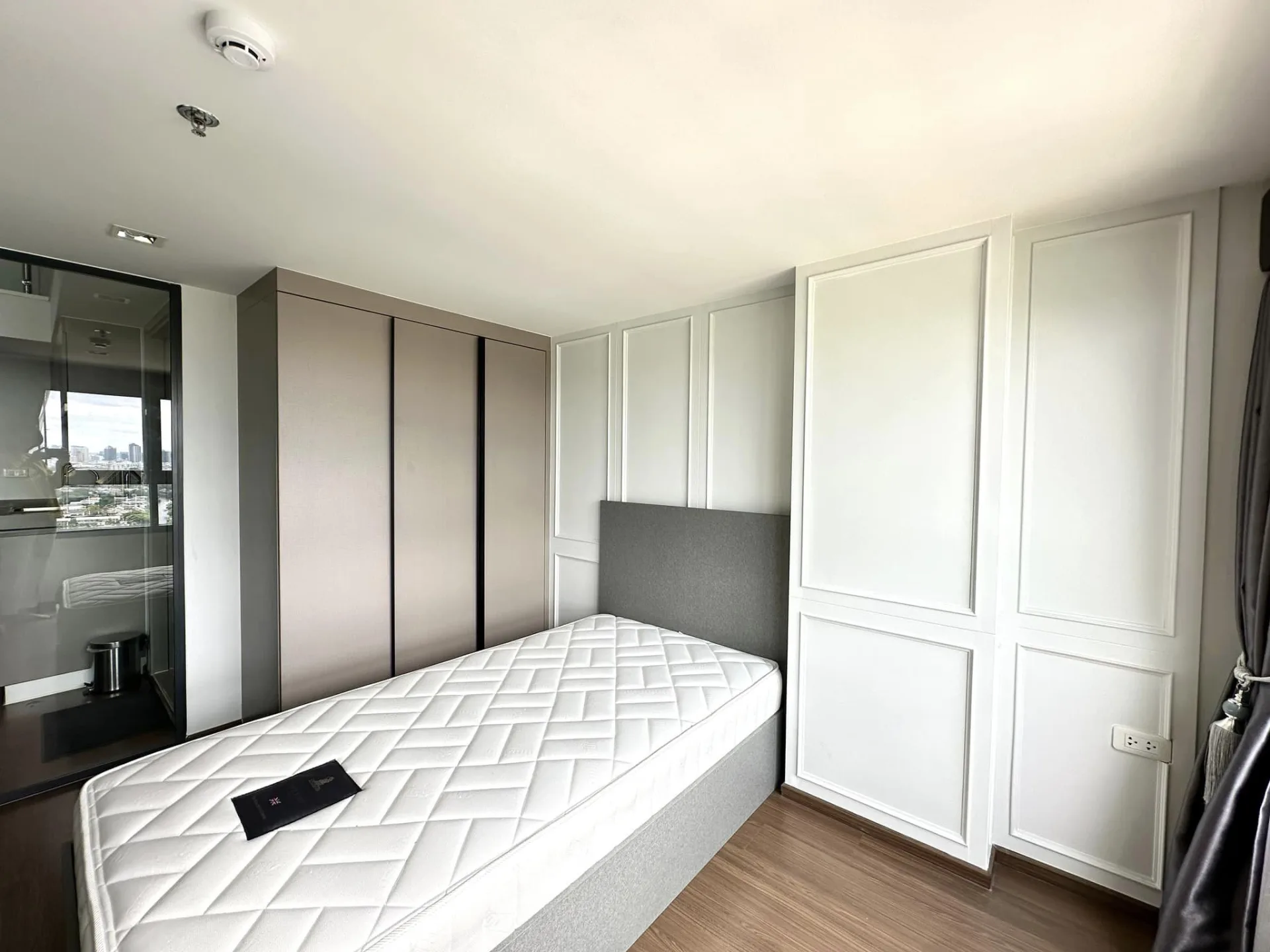 Property photos for Ideo New Rama 9