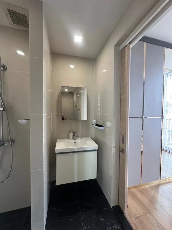 Property photos for Park Origin Phromphong