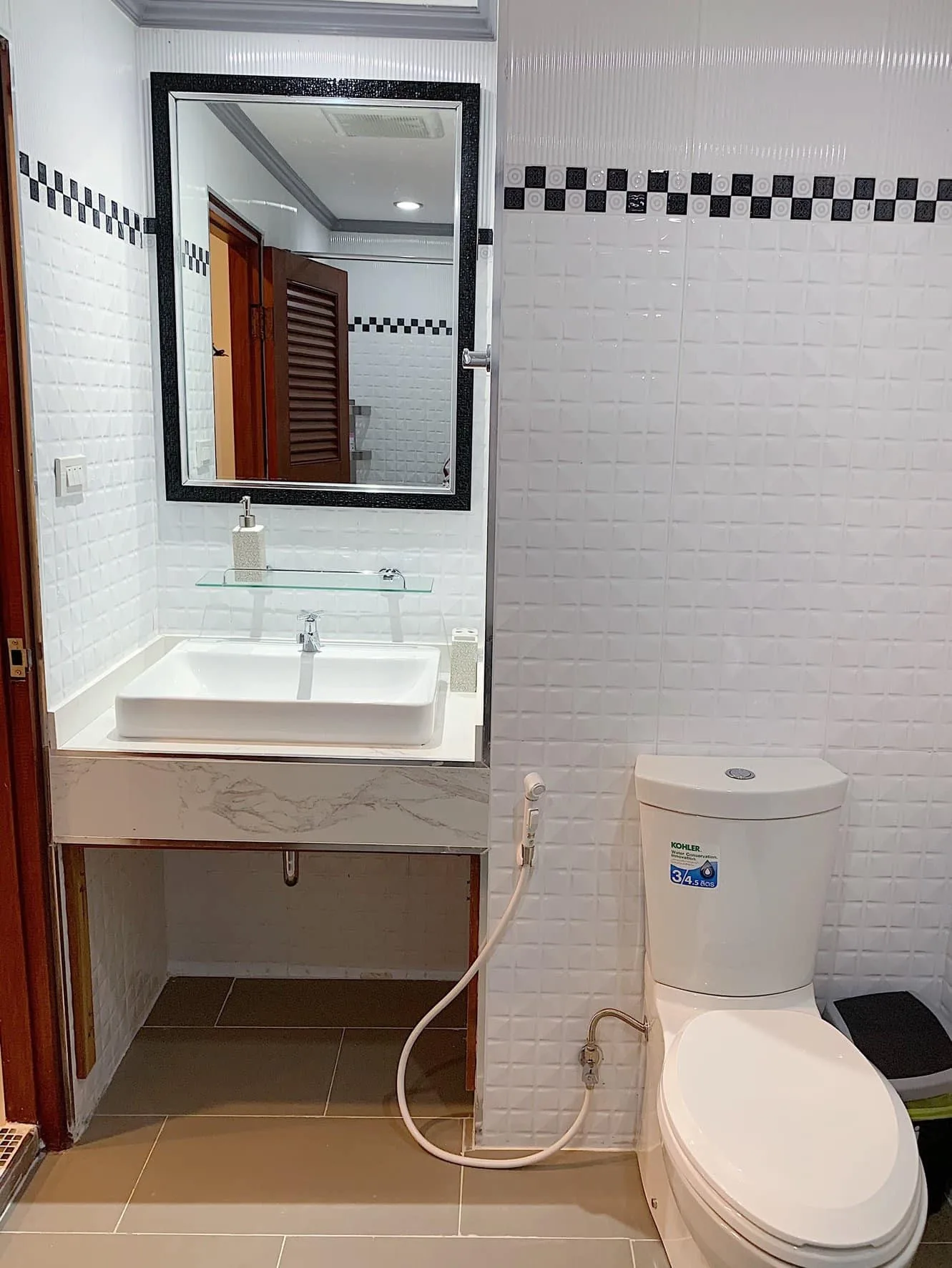 Property photos for Saranjai Mansion