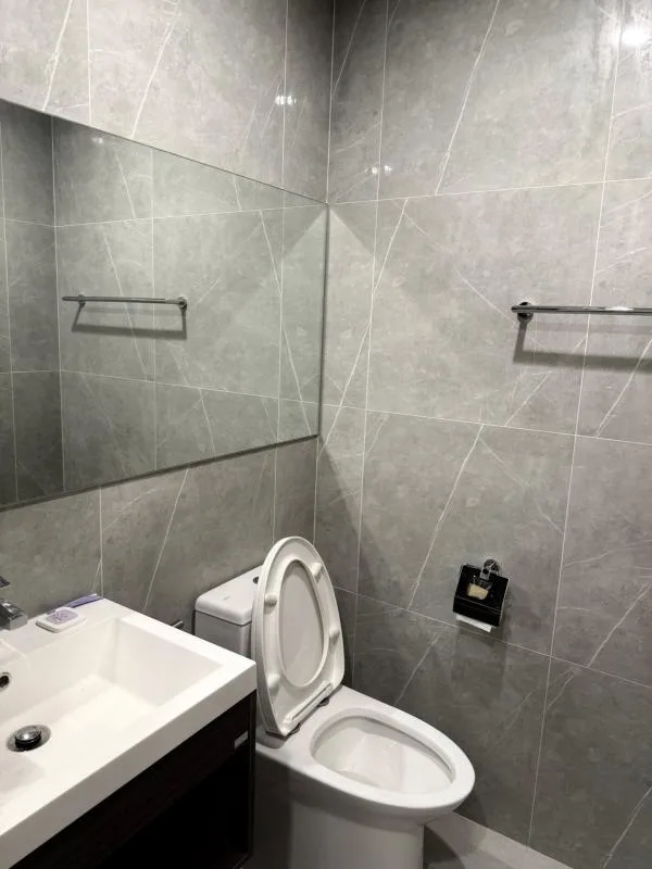 Property photos for Nue District R9