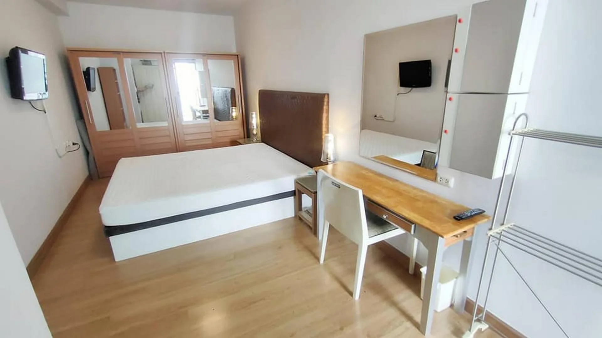 Property photos for Supalai Park Ratchayothin