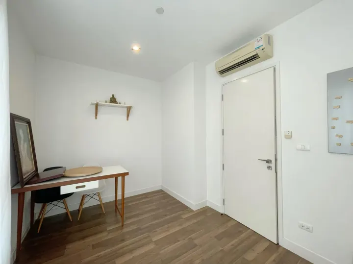Property photos for The Room Sukhumvit 62