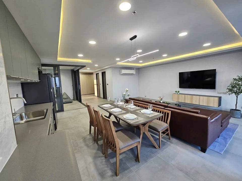 Property photos for The Waterford Diamond