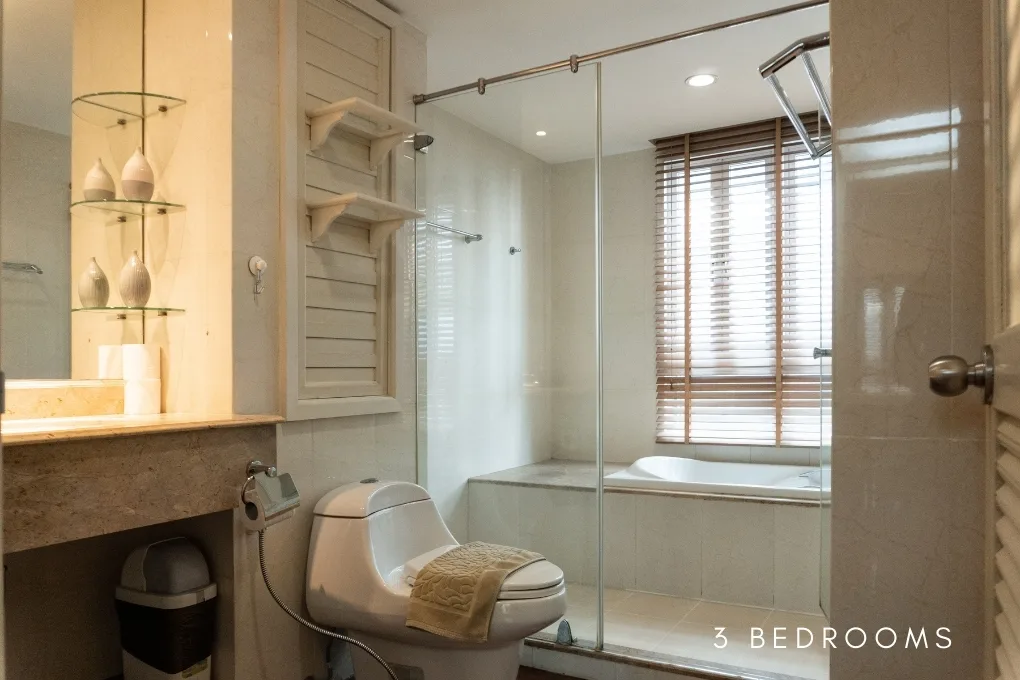 Property photos for Baan Pipat