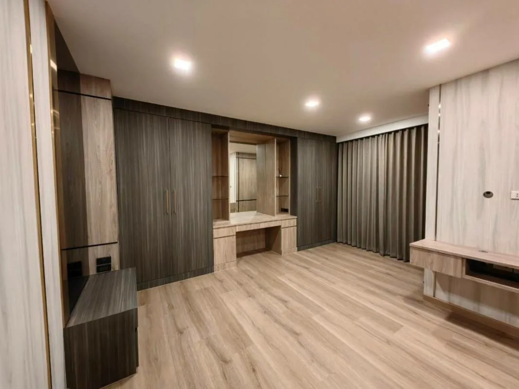 Property photos for Somkid Gardens