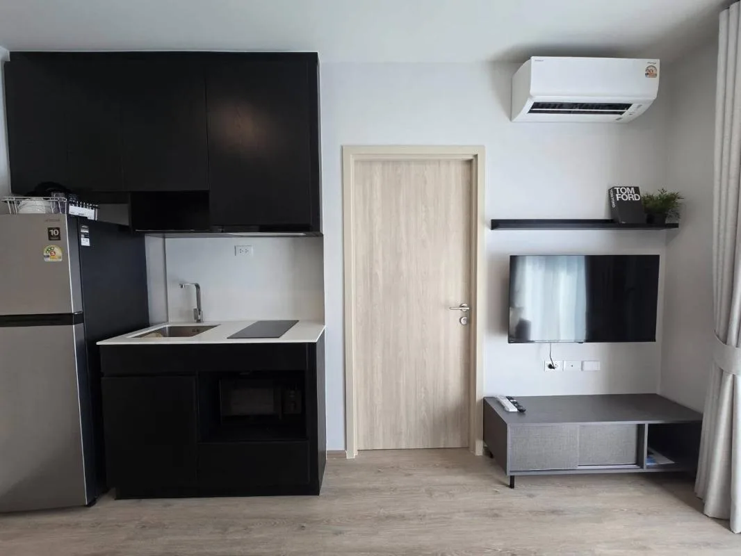 Property photos for Nue District R9