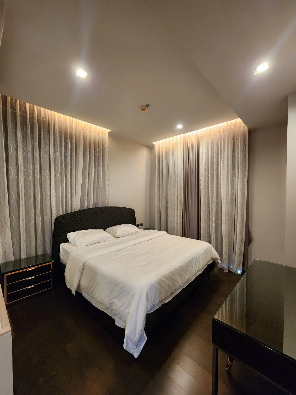 Property photos for The XXXIX by Sansiri