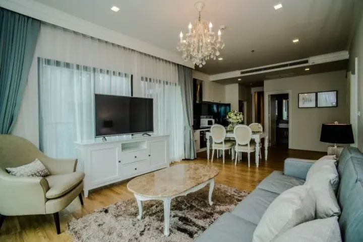 Property photos for Noble Reveal