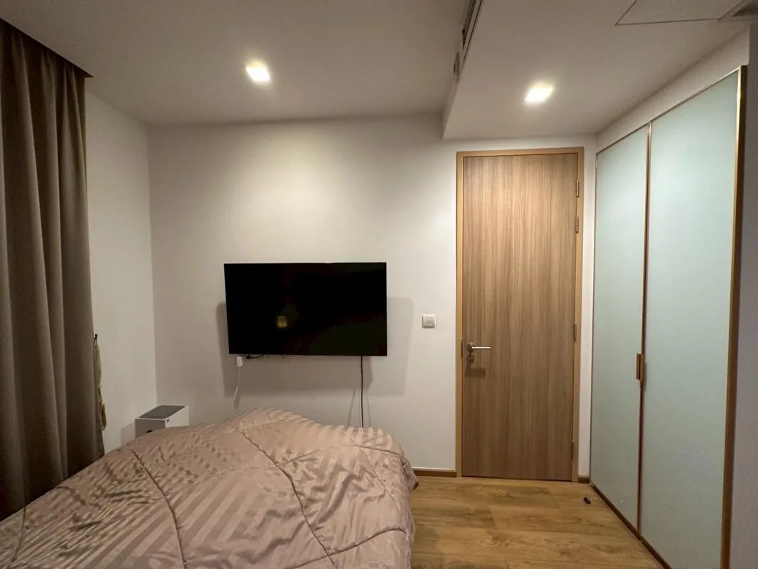 Property photos for Noble BE 33