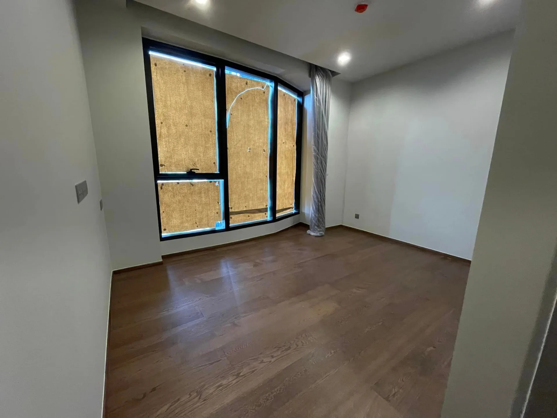 Property photos for Ideo Q Victory